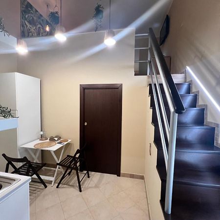 Piazzetta 42 Holiday Room Trani Bagian luar foto