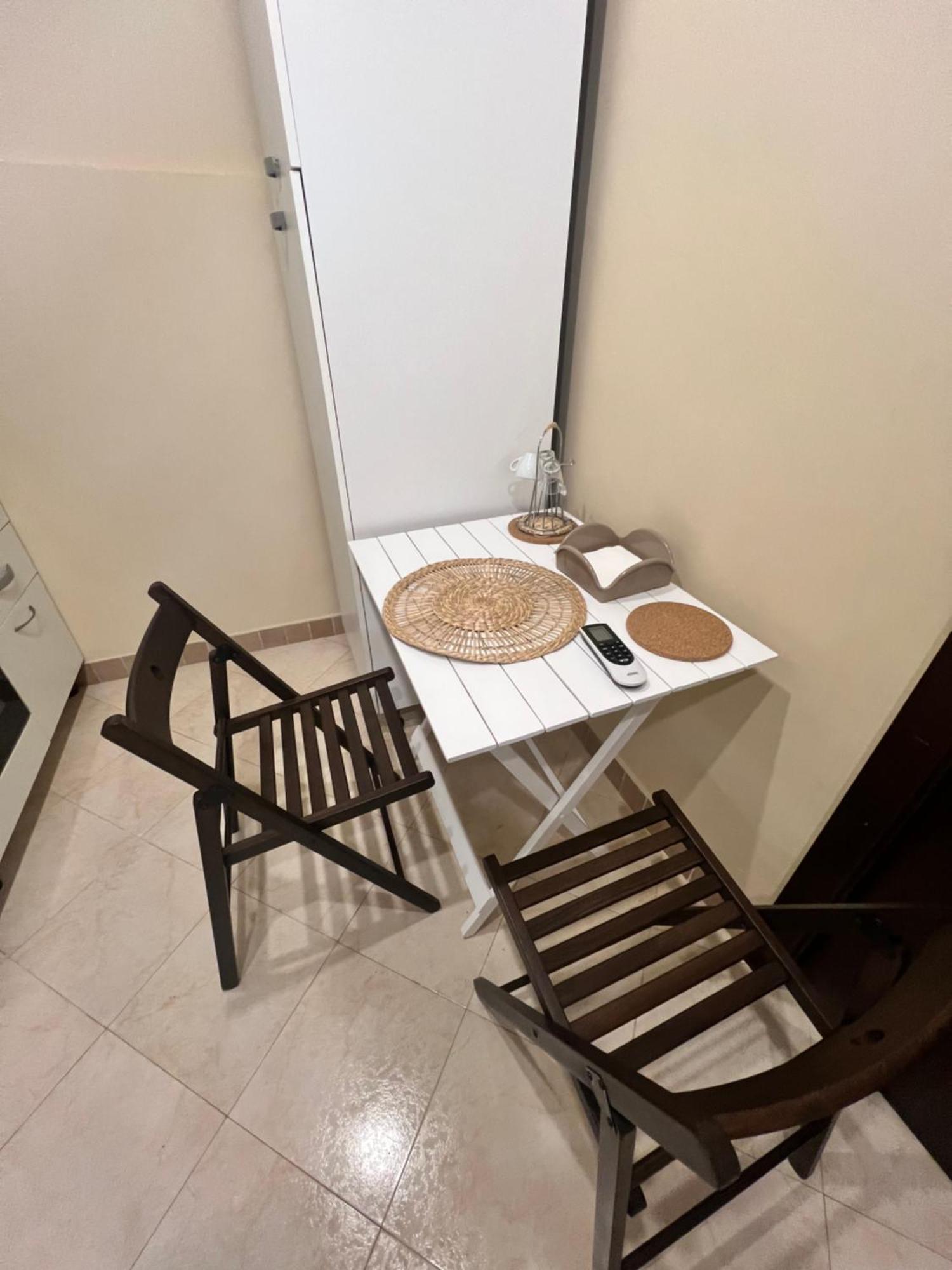 Piazzetta 42 Holiday Room Trani Bagian luar foto